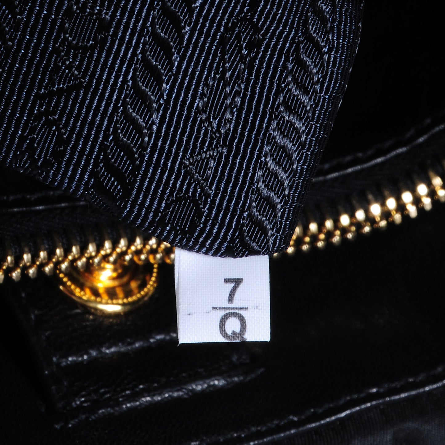 Tessuto Nylon Gaufre Tote Nero Black