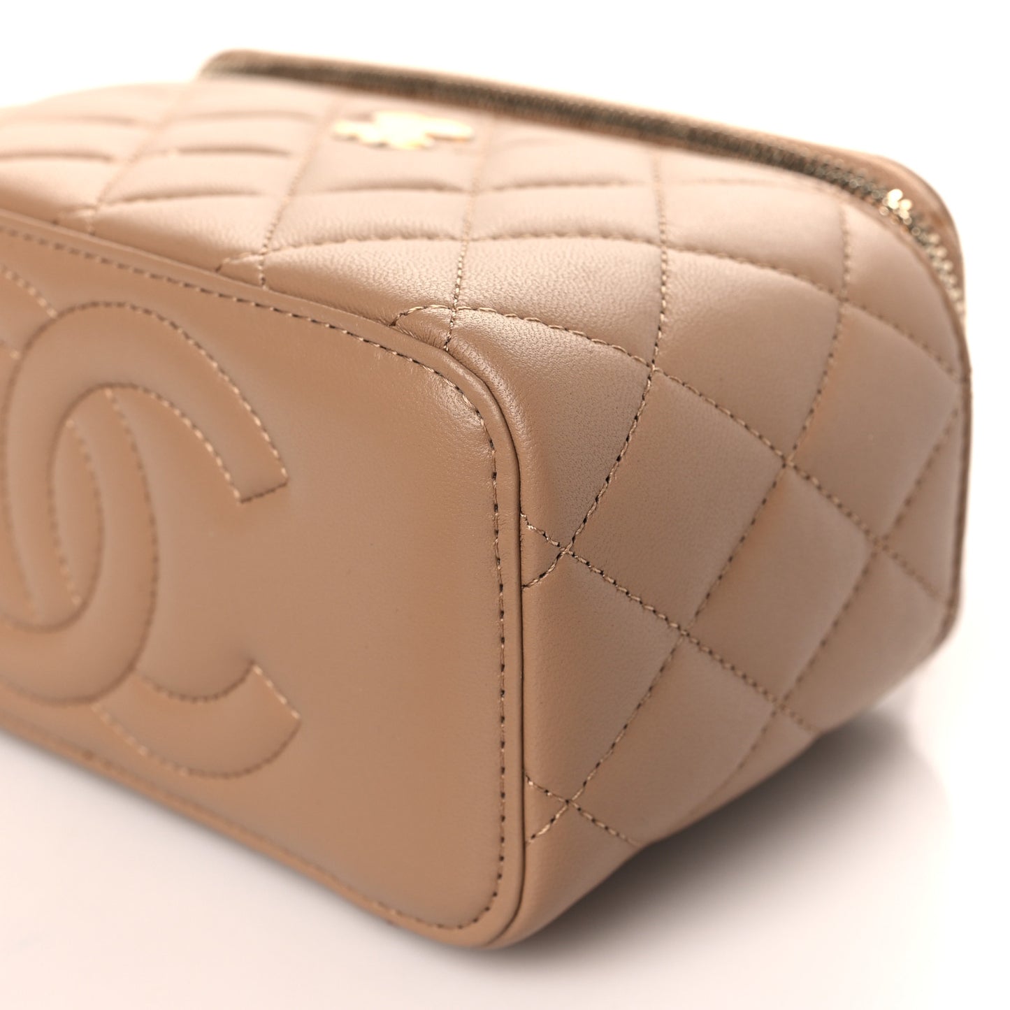 Lambskin Quilted Metal Small Top Handle Vanity Case With Chain Beige