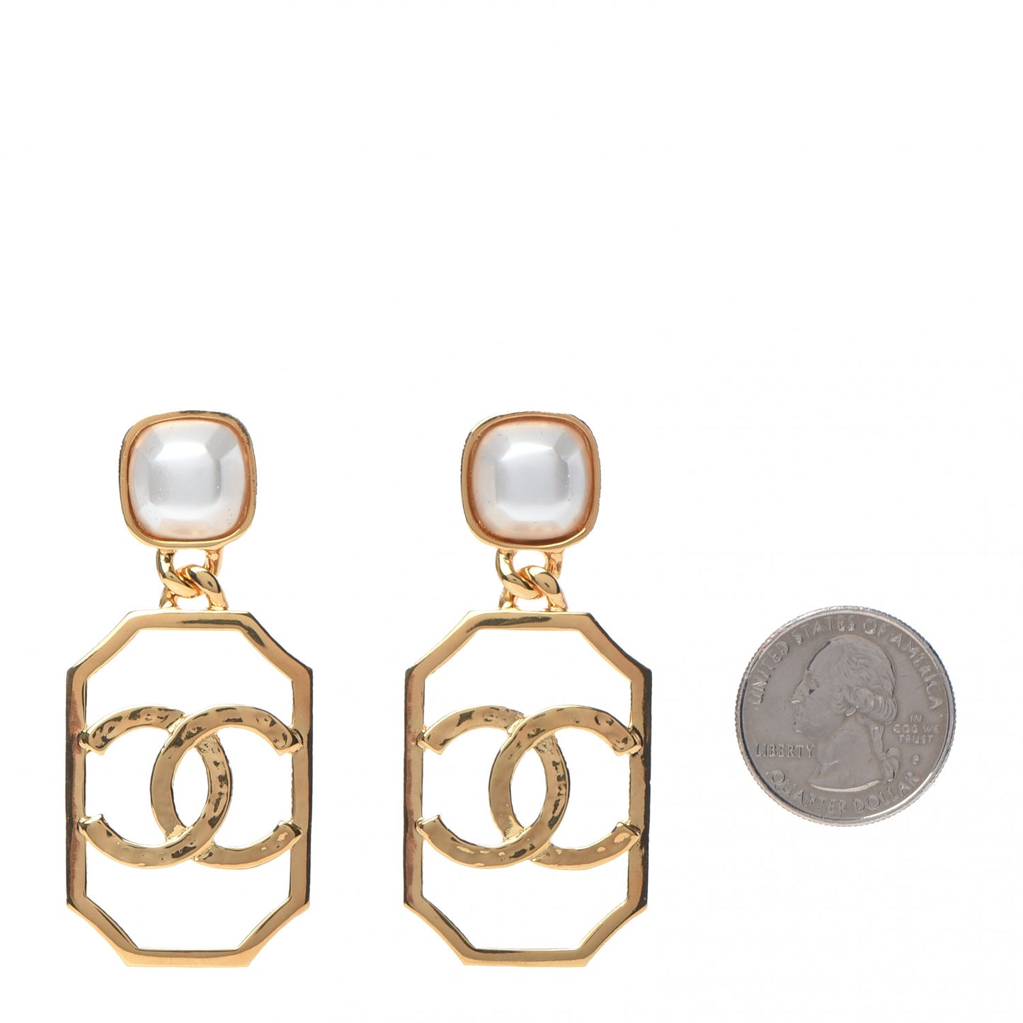 Metal Pearl CC Drop Earrings Gold