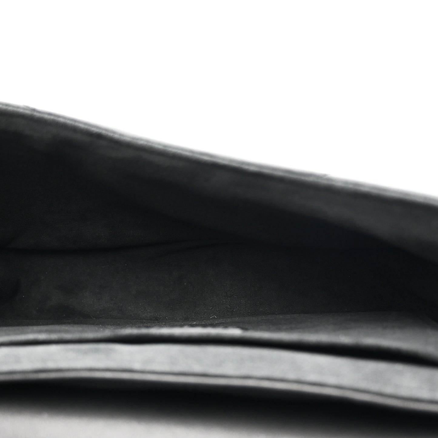 Calfskin New Wave Chain MM Black