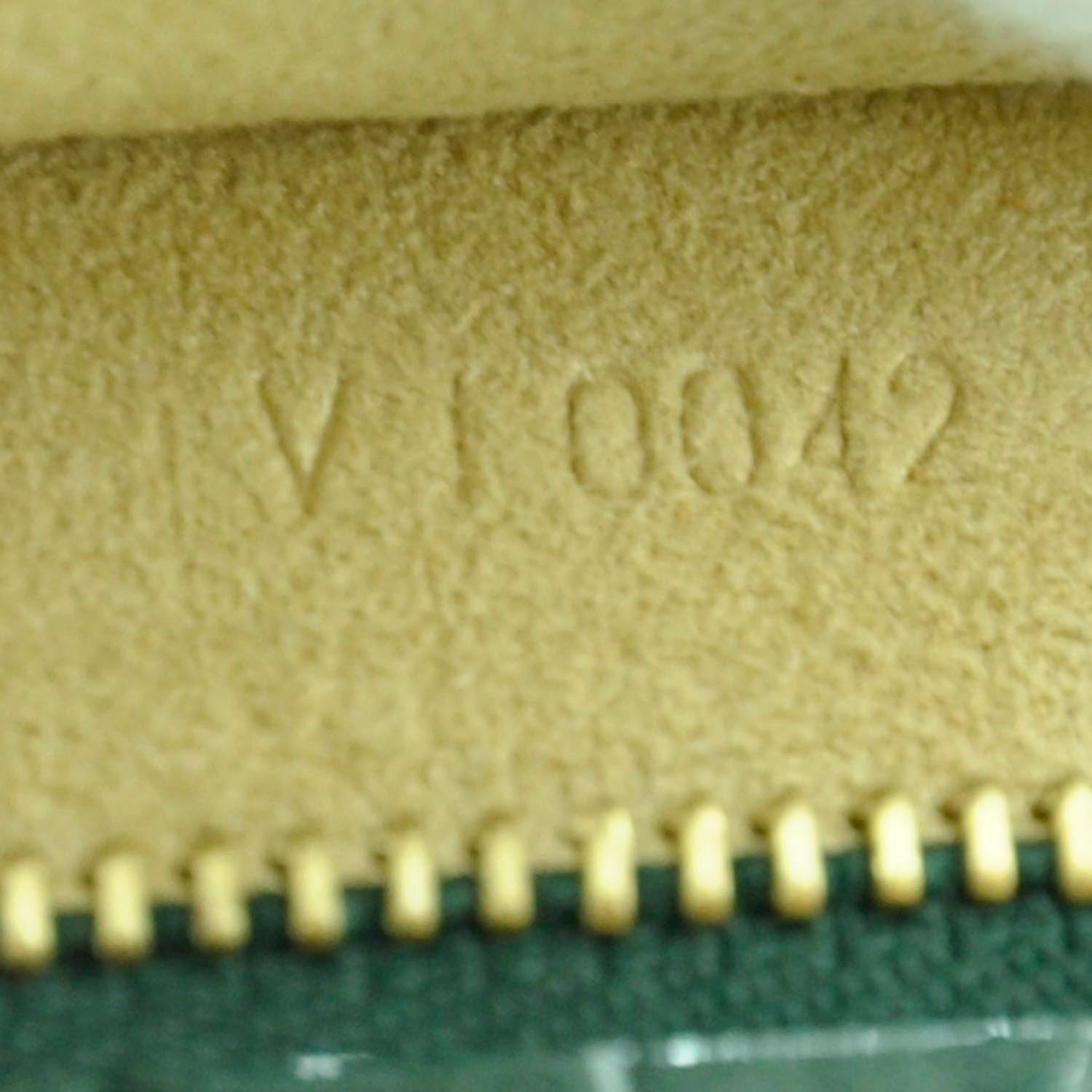 Louis Vuitton Vernis Conte de Fees Frog Shoulder Bag Sapin 8 of 9