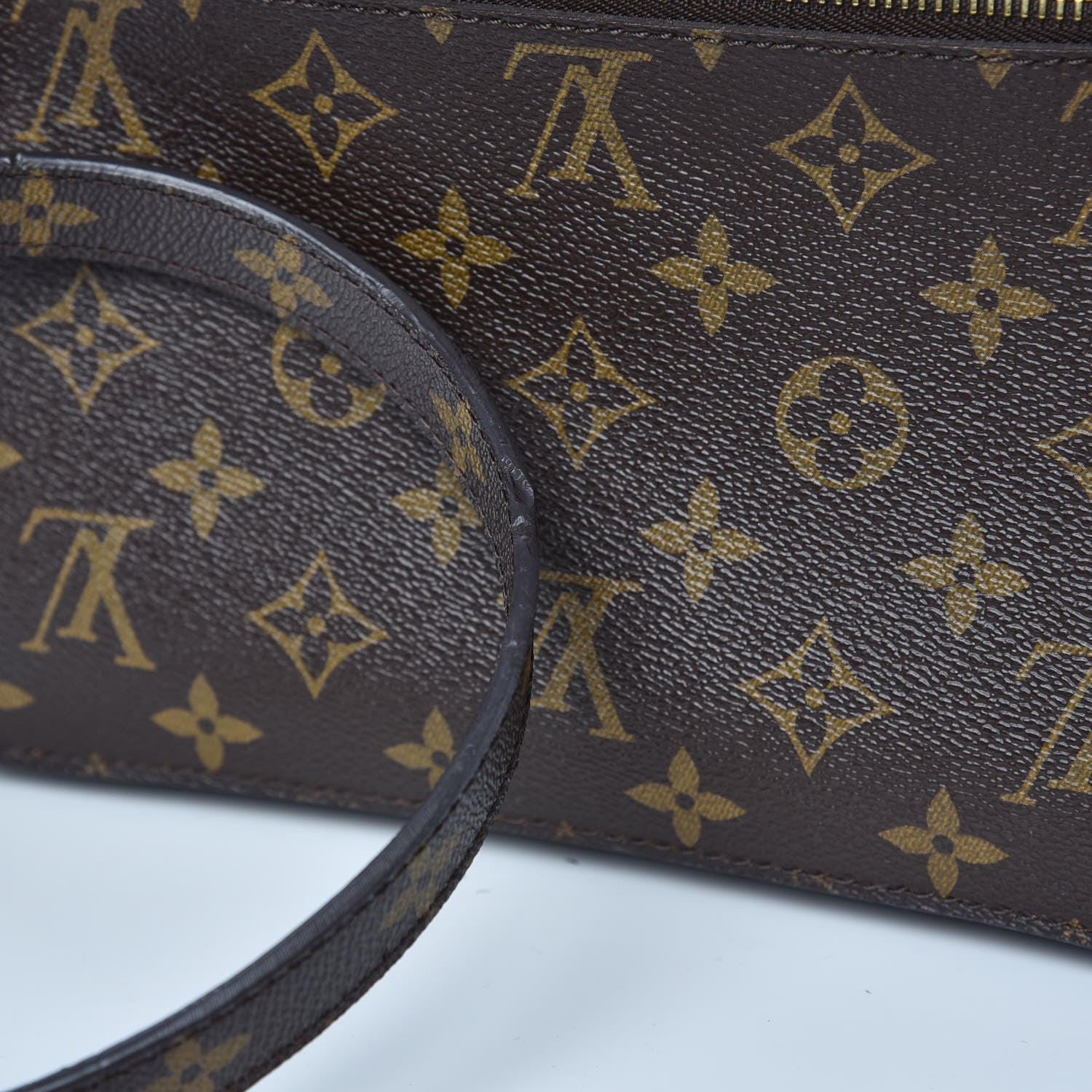 Louis Vuitton Monogram Pochette Metis 8 of 9