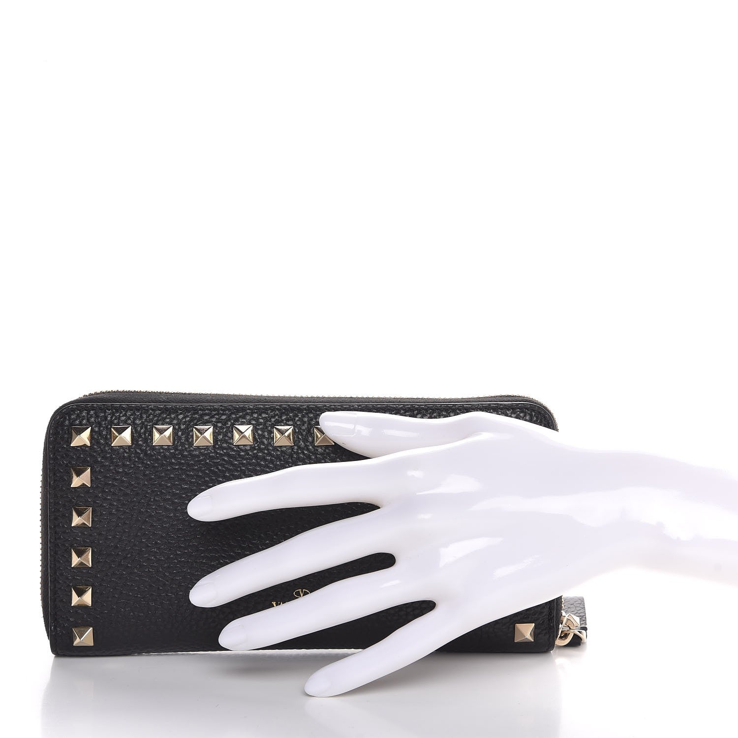 Valentino Garavani Pebbled Calfskin Rockstud Zip Around Wallet Black 2 of 8