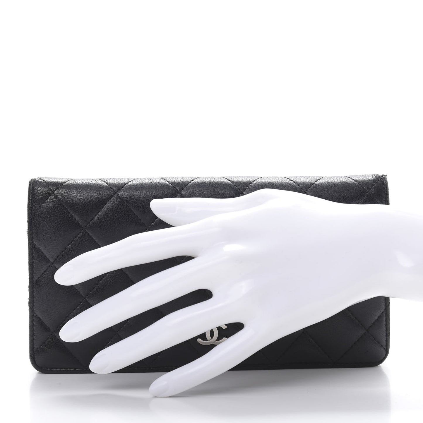 Lambskin Quilted Yen Wallet Black
