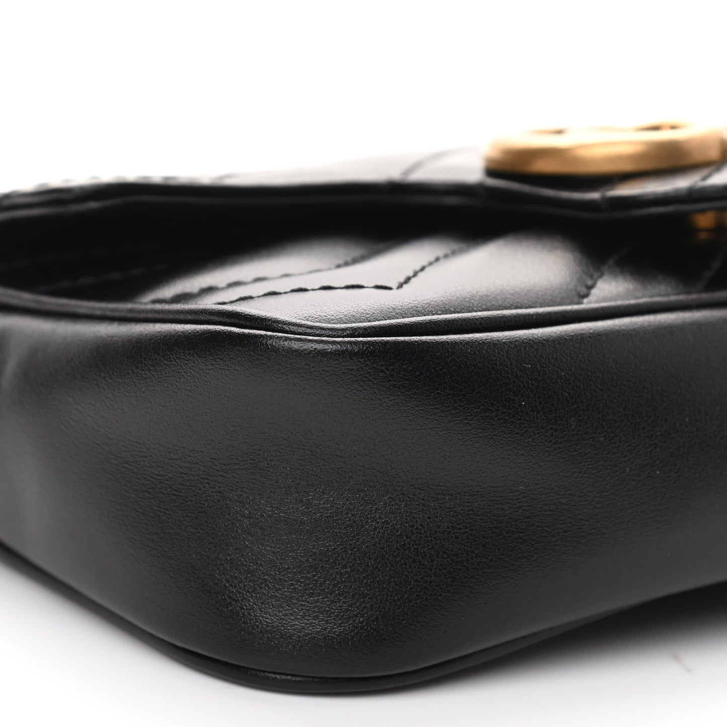 Calfskin Matelasse Super Mini GG Marmont Shoulder Bag Black