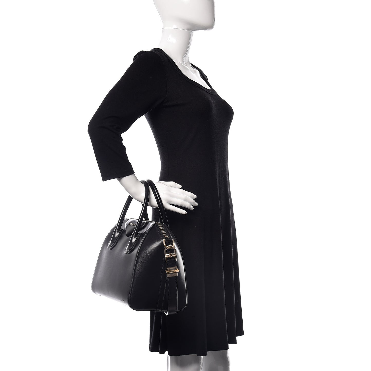 Shiny Lord Calfskin Small Antigona Black