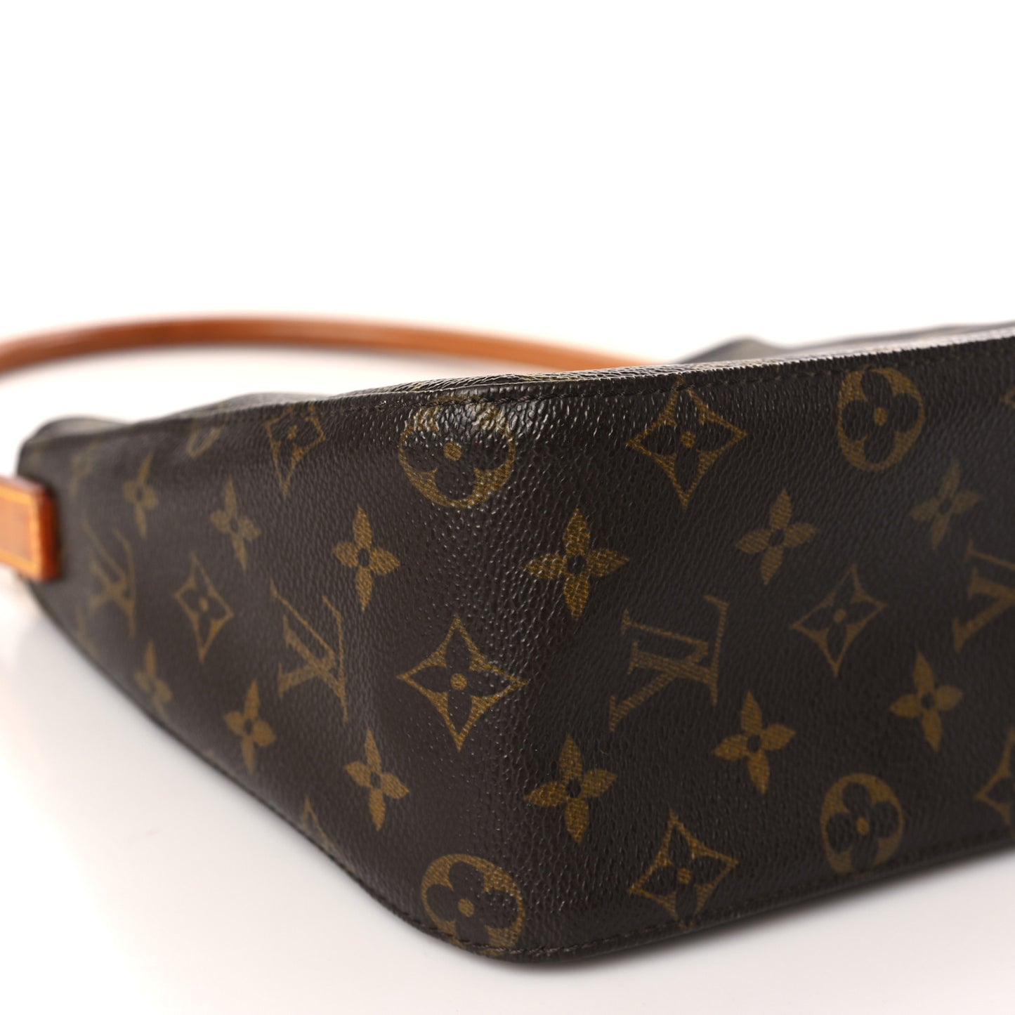 Monogram Looping MM