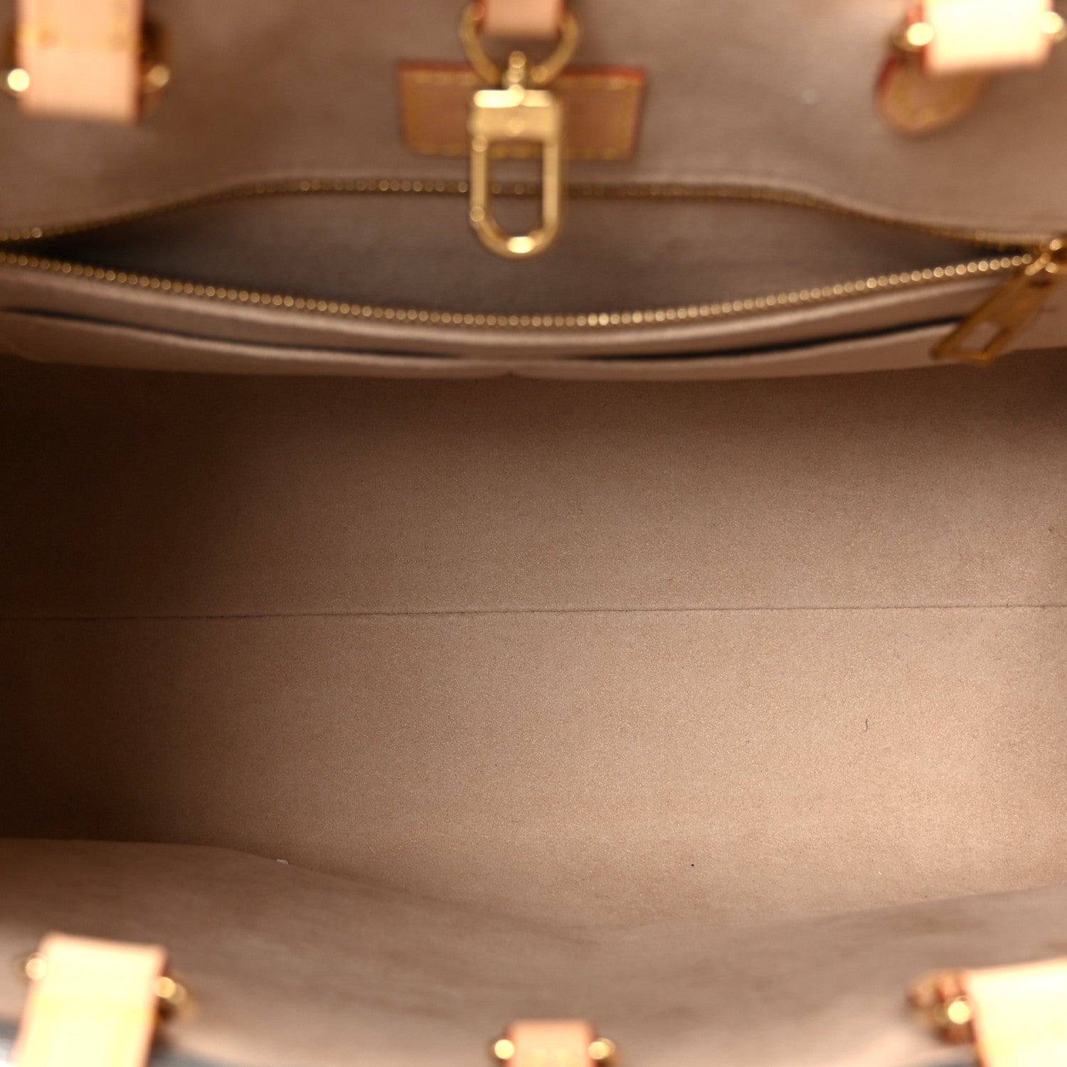 Louis Vuitton Monogram Onthego MM Trianon Gray 5 of 9