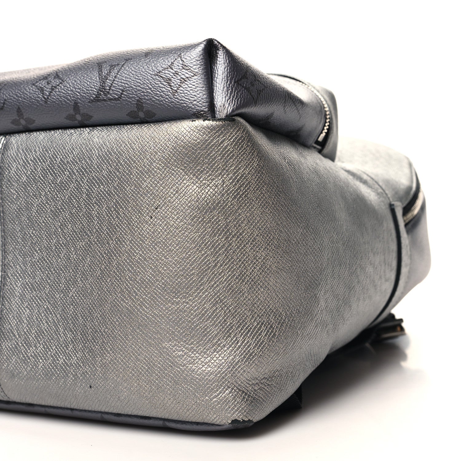 Louis Vuitton Monogram Taiga Discovery Backpack PM Silver 9 of 12
