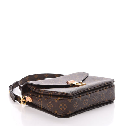 Louis Vuitton Monogram Pochette Metis 4 of 9