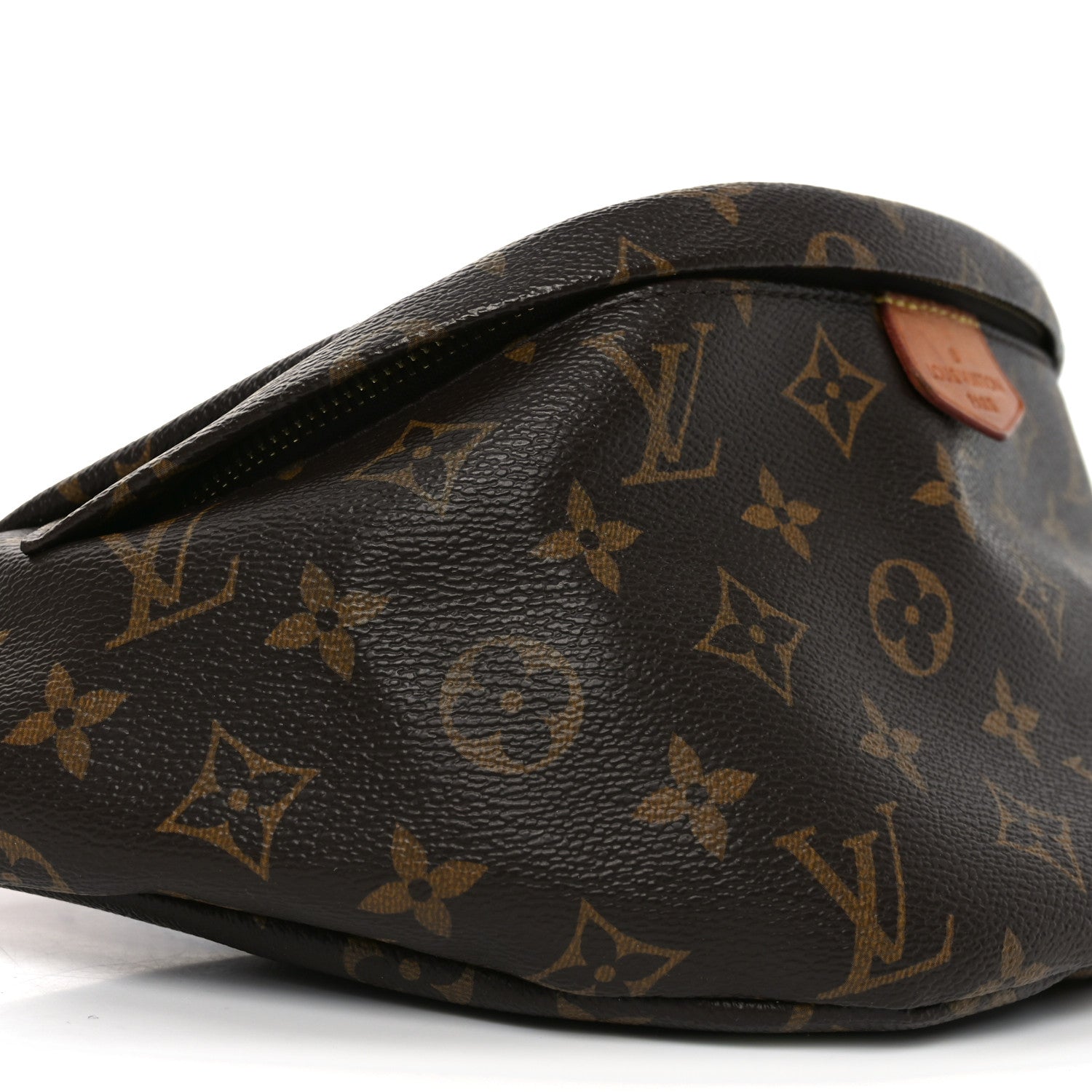 LOUIS VUITTON ボディバッグ モノグラム Louis Vuitton Monogram My LV World Tour Bumbag 1834873 – FASHIONPHILE