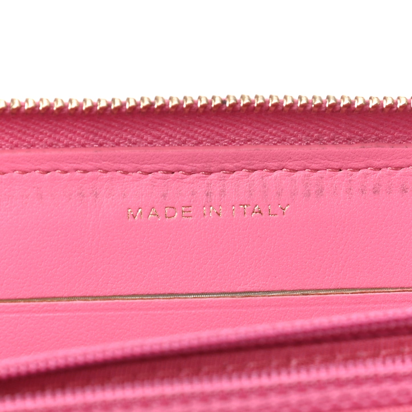Caviar Quilted Medium Zip Around Wallet Pink