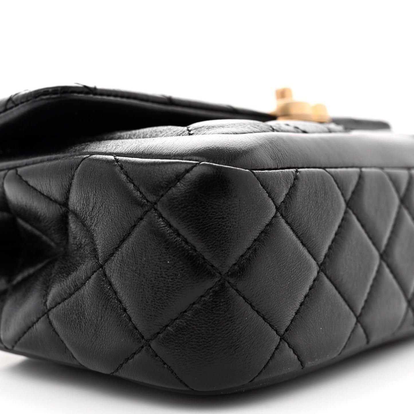 Shiny Lambskin Quilted Small Daily Friend Flap Black