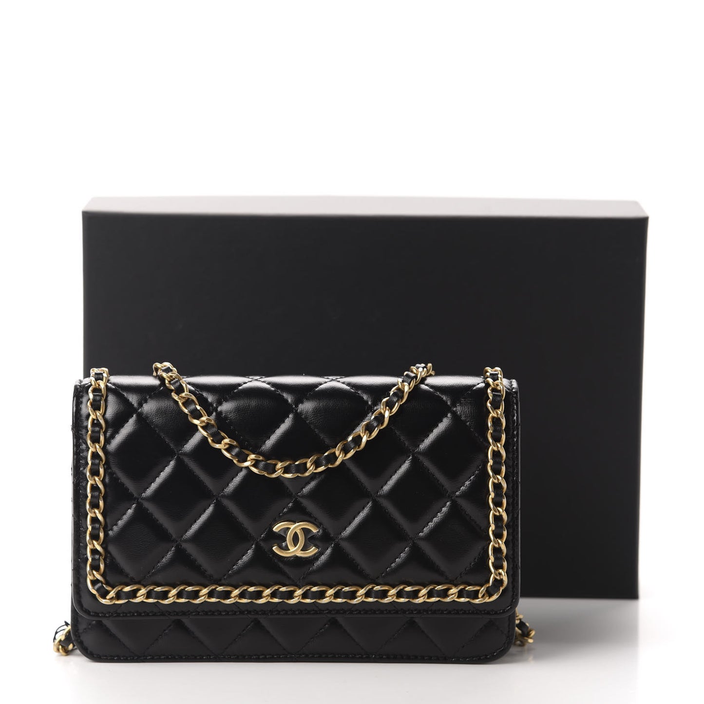 Lambskin Quilted Running Chain Wallet On Chain WOC Black
