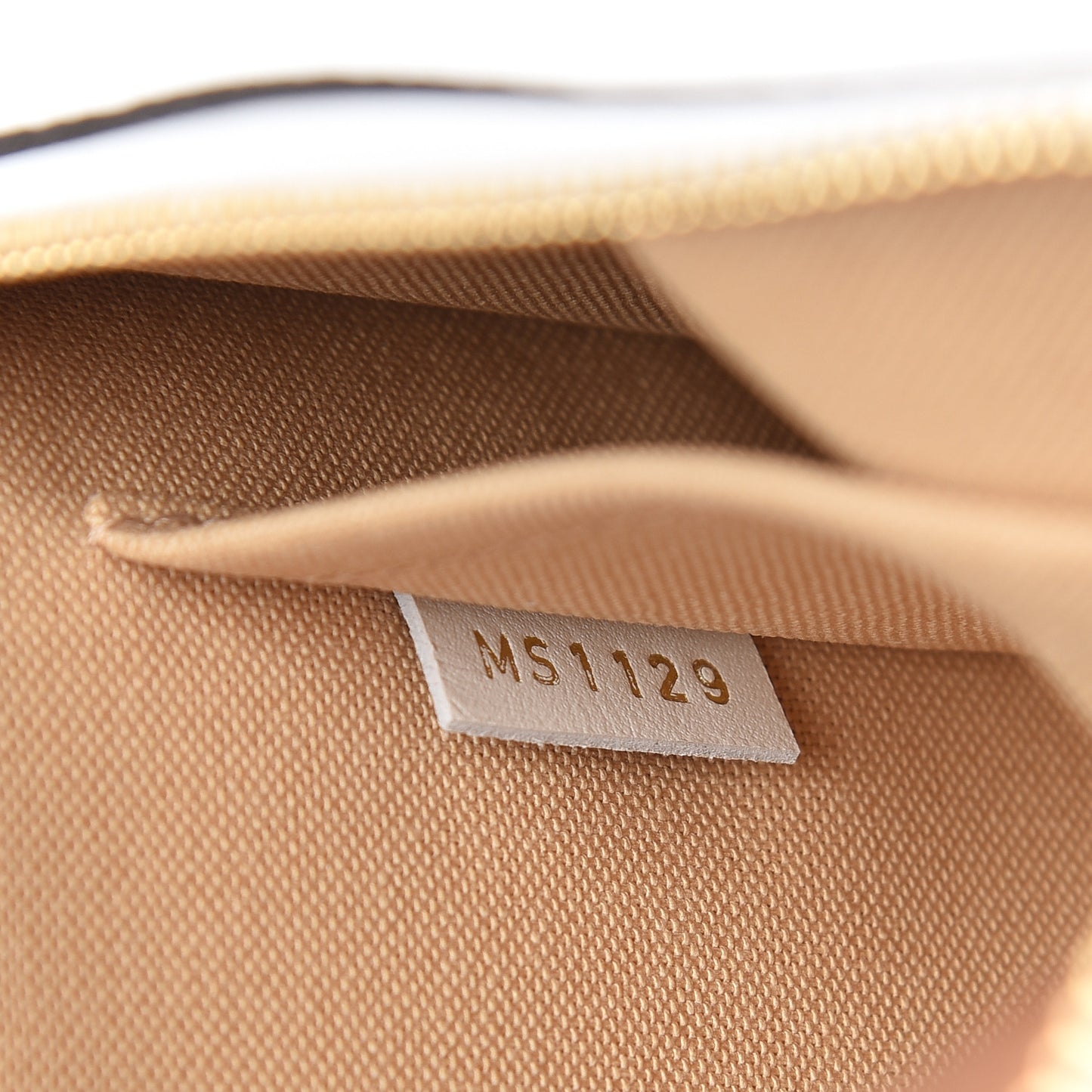 Monogram Giant Neverfull MM GM Pochette White