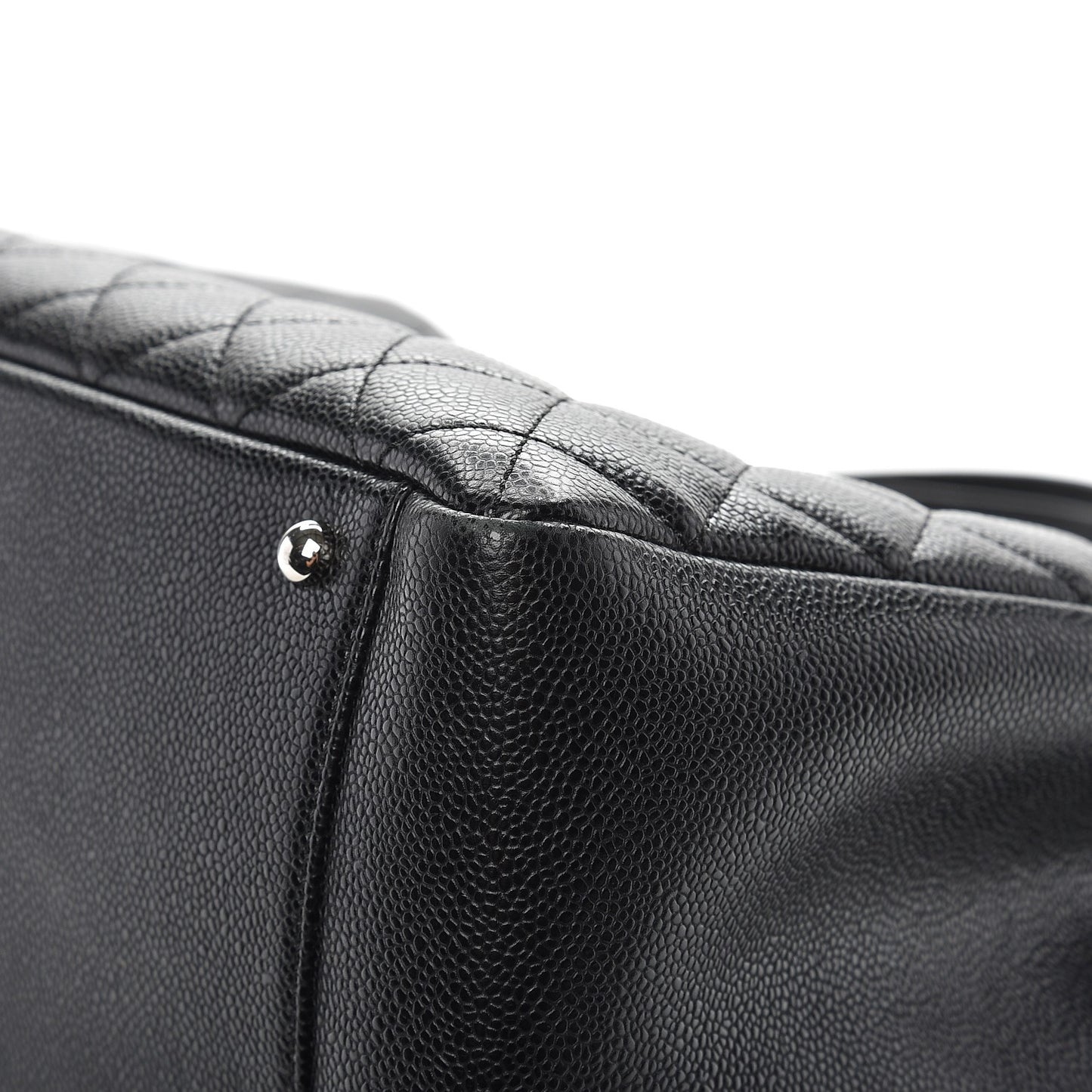 Caviar Quilted XL Grand Shopping Tote GST Black