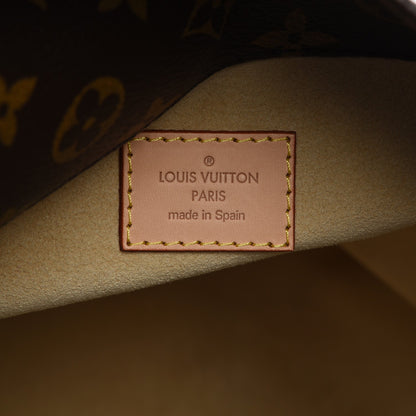 Louis Vuitton Monogram Artsy MM 6 of 11
