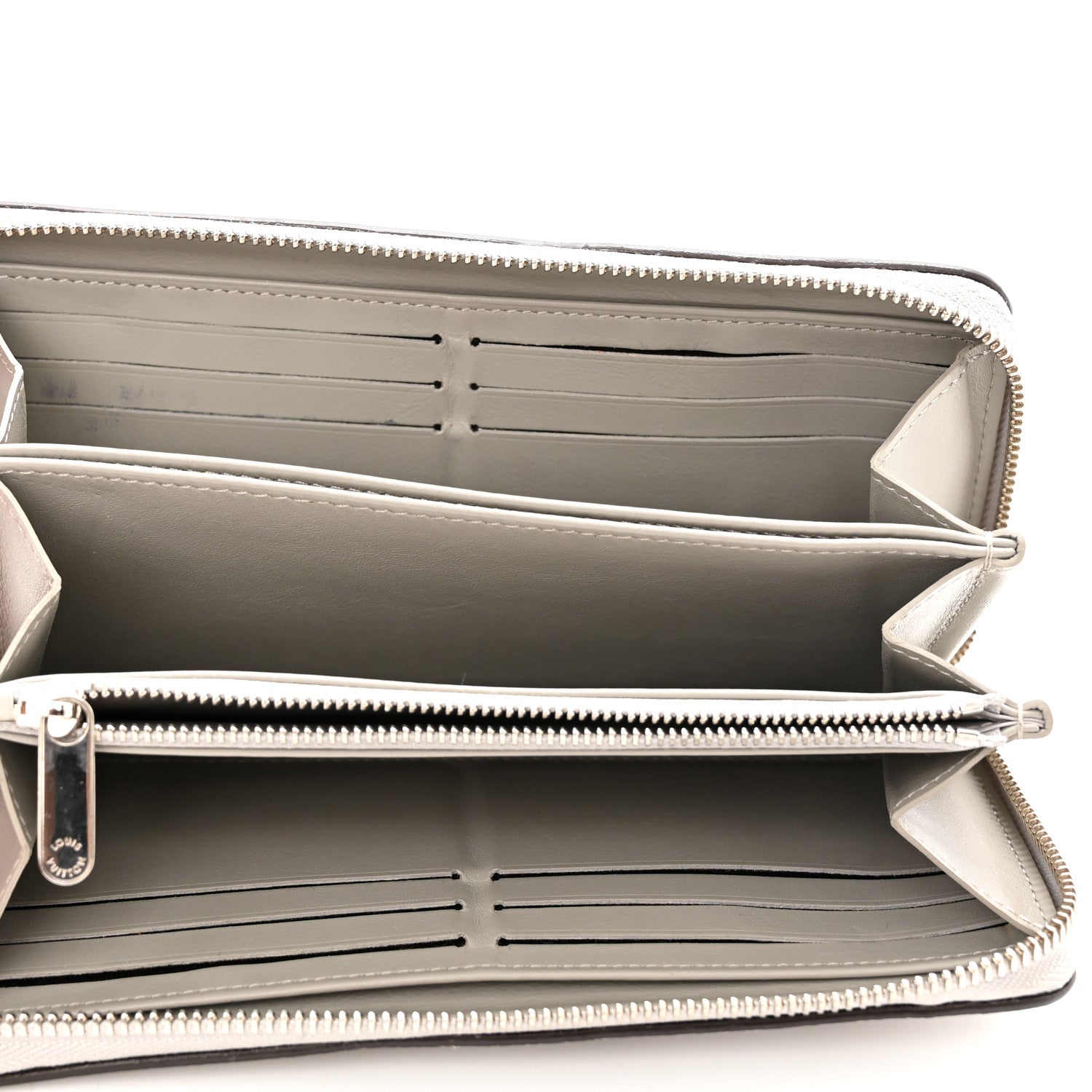 Louis Vuitton Mahina Zippy Wallet Brume 6 of 7