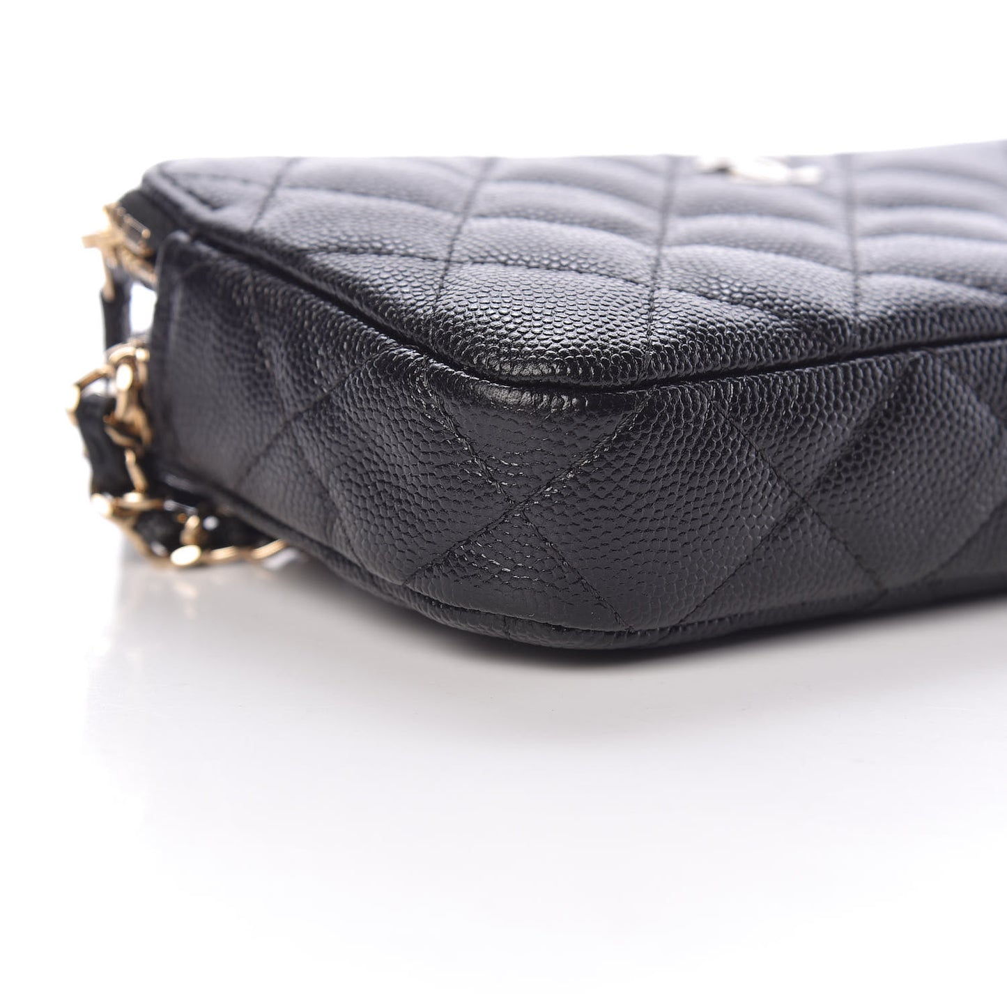 Caviar Quilted Small Clutch With Chain Black