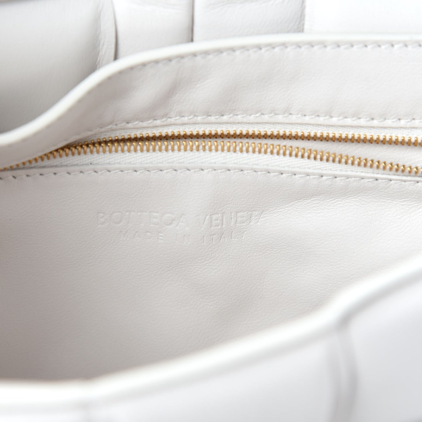 Lambskin Maxi Intreccio Padded Chain Cassette Crossbody Bag White