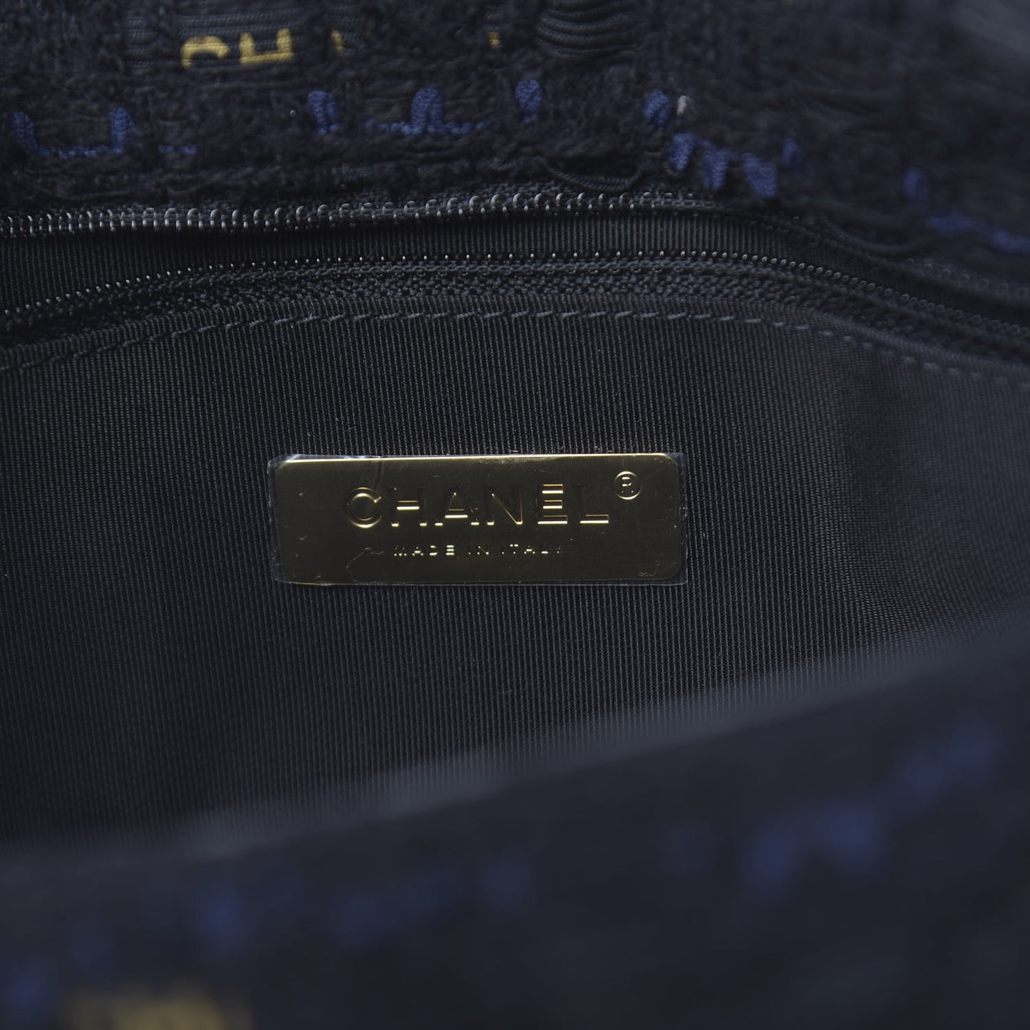 Tweed Quilted Medium 19 Flap Black Navy Gold