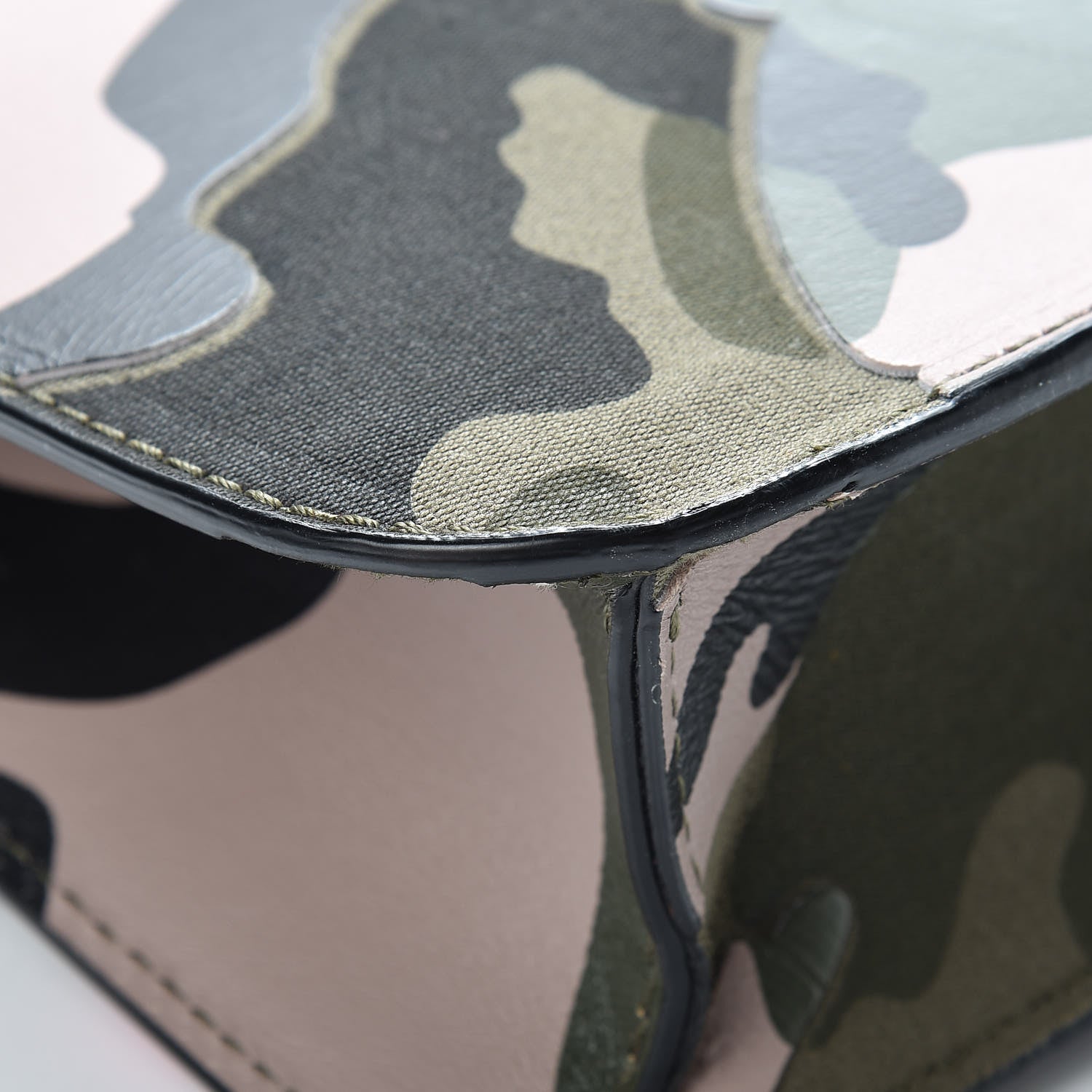 Valentino Garavani Nappa Canvas Camouflage Medium Glam Lock Rockstud Flap Fuxia Fluo 12 of 14