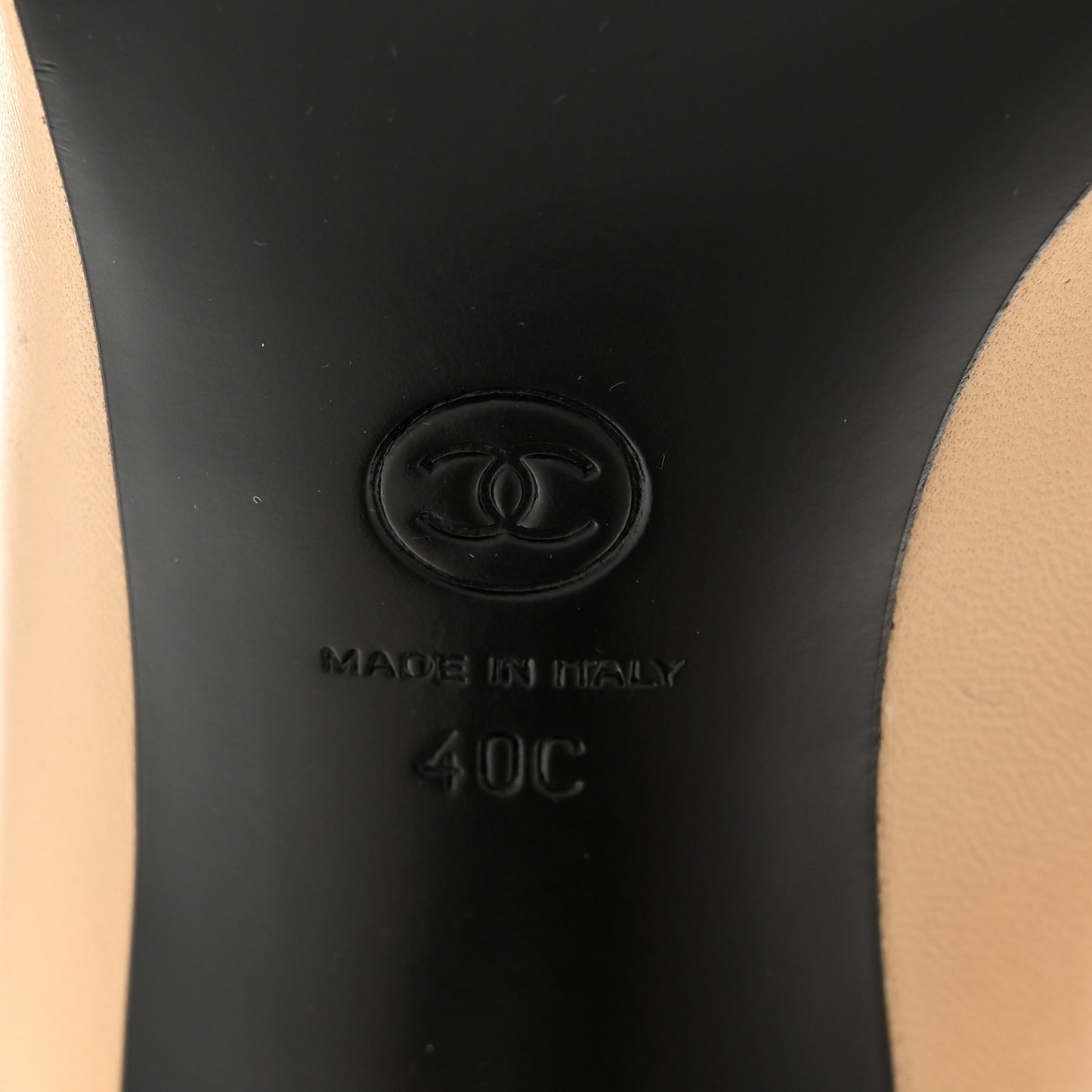 Lambskin Patent Cap Toe Pearl Pumps 40 Beige Black