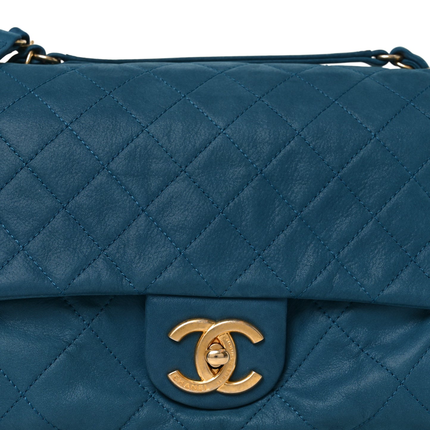 Iridescent Calfskin Large Chic Quilt Flap Blue