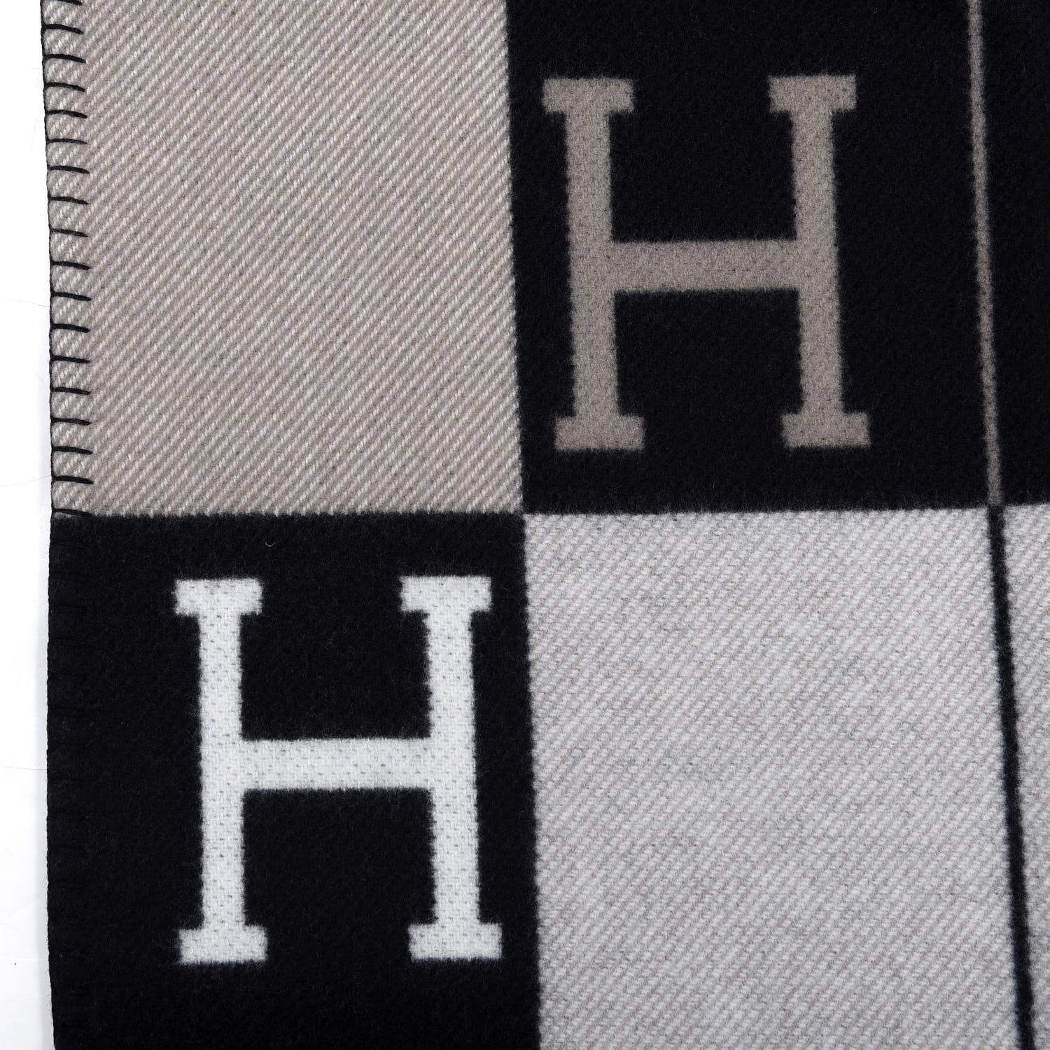 Hermes Wool Cashmere Avalon III Blanket Ecru Black 2 of 3