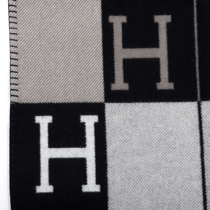 Hermes Wool Cashmere Avalon III Blanket Ecru Black 2 of 3