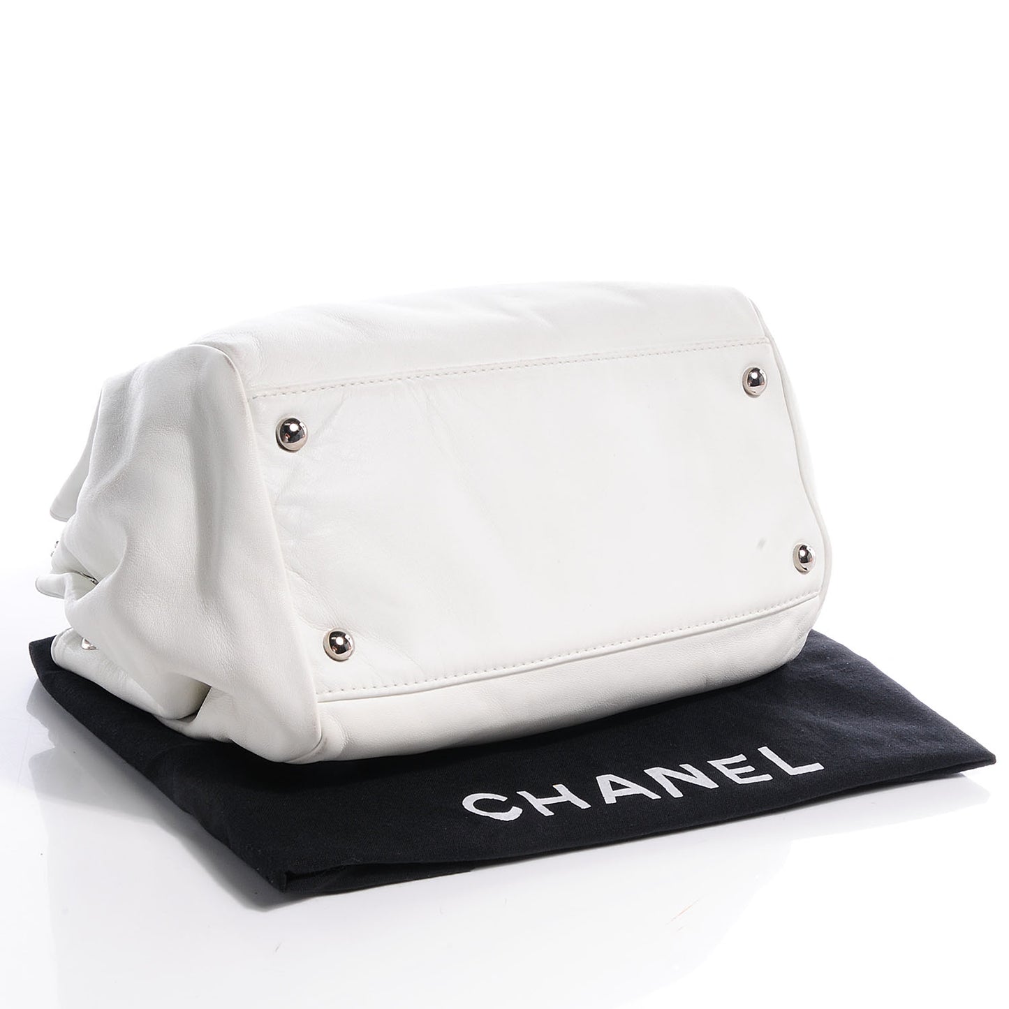 Lambskin Sensual Medium Flap White