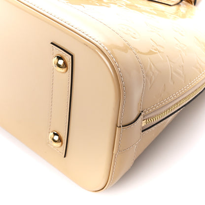 Louis Vuitton Vernis Alma PM Blanc Corail 18 of 19