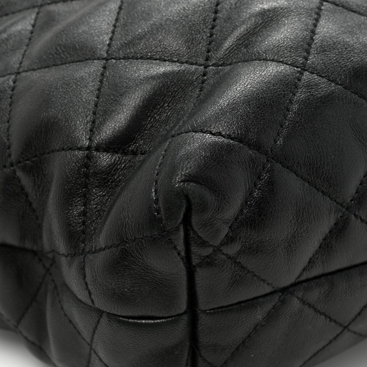 Lambskin Quilted Maxi Icare Shopping Tote Black