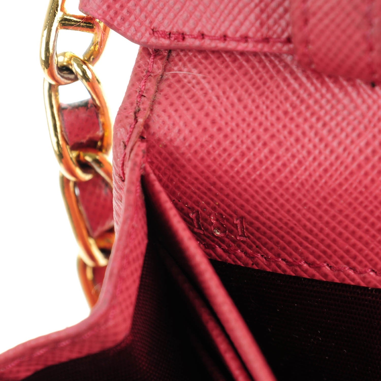Prada Saffiano Metal Oro Chain Wallet Tamaris 7 of 9