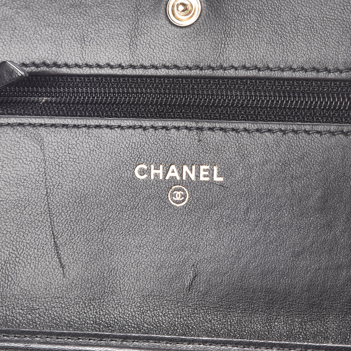 Lambskin Quilted Wallet On Chain WOC Black