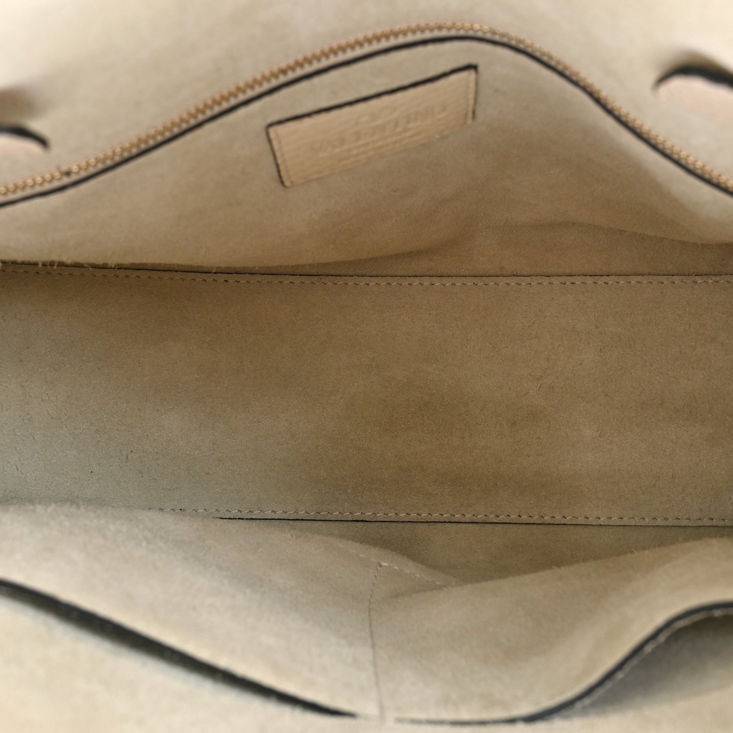 VALENTINO GARAVANI Grained Calfskin Medium My Rockstud Frame Bag Light Ivory