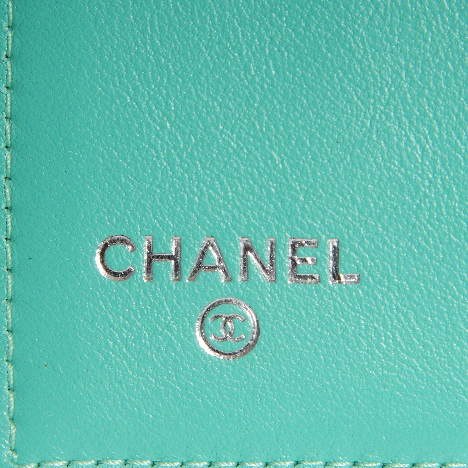 Chanel Patent Quilted Compact Wallet Green 6 of 7
