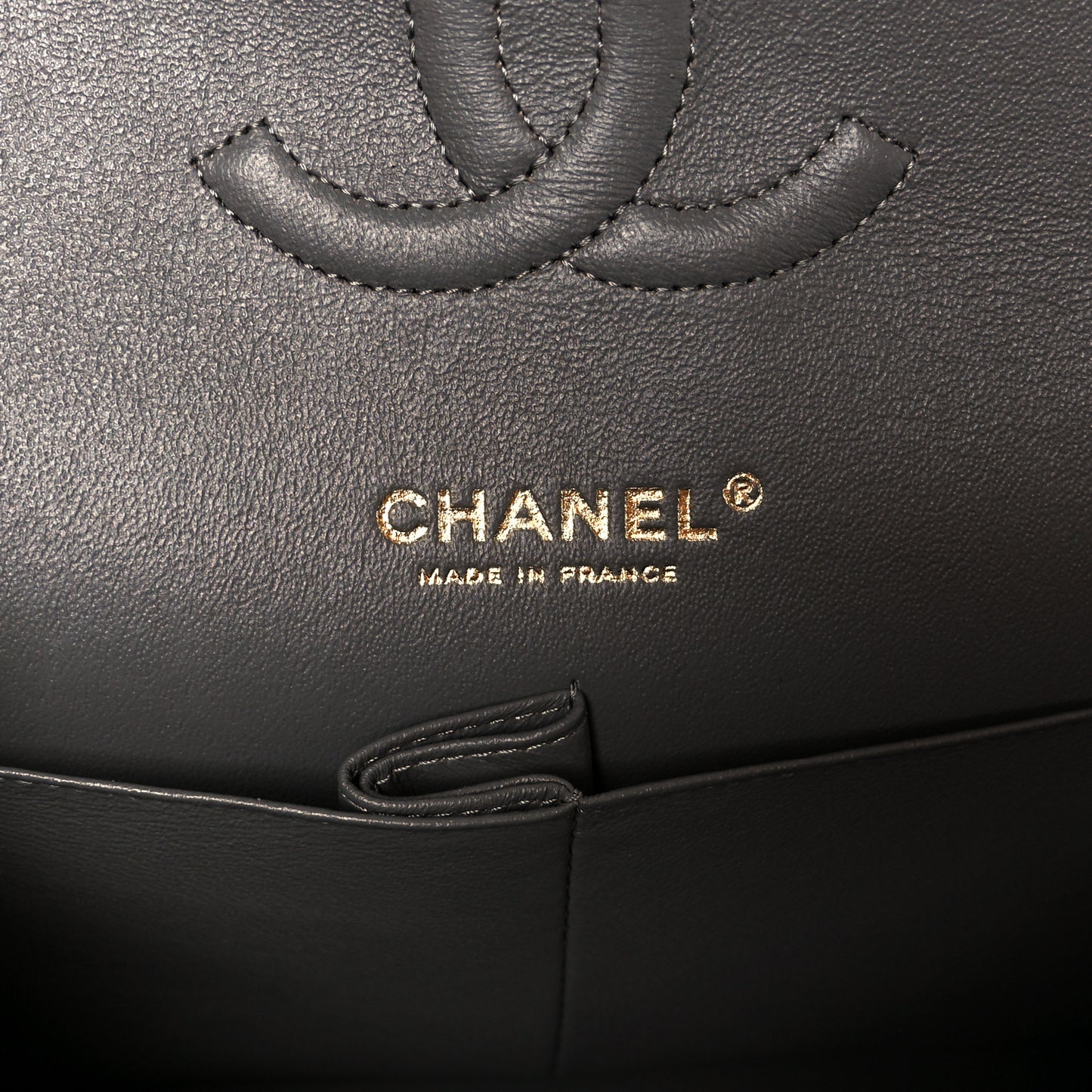 Caviar Chevron Quilted Medium Double Flap Dark Grey