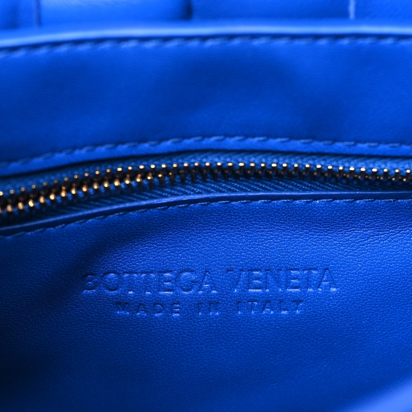 Lambskin Maxi Intreccio Padded Chain Cassette Crossbody Bag Cobalt