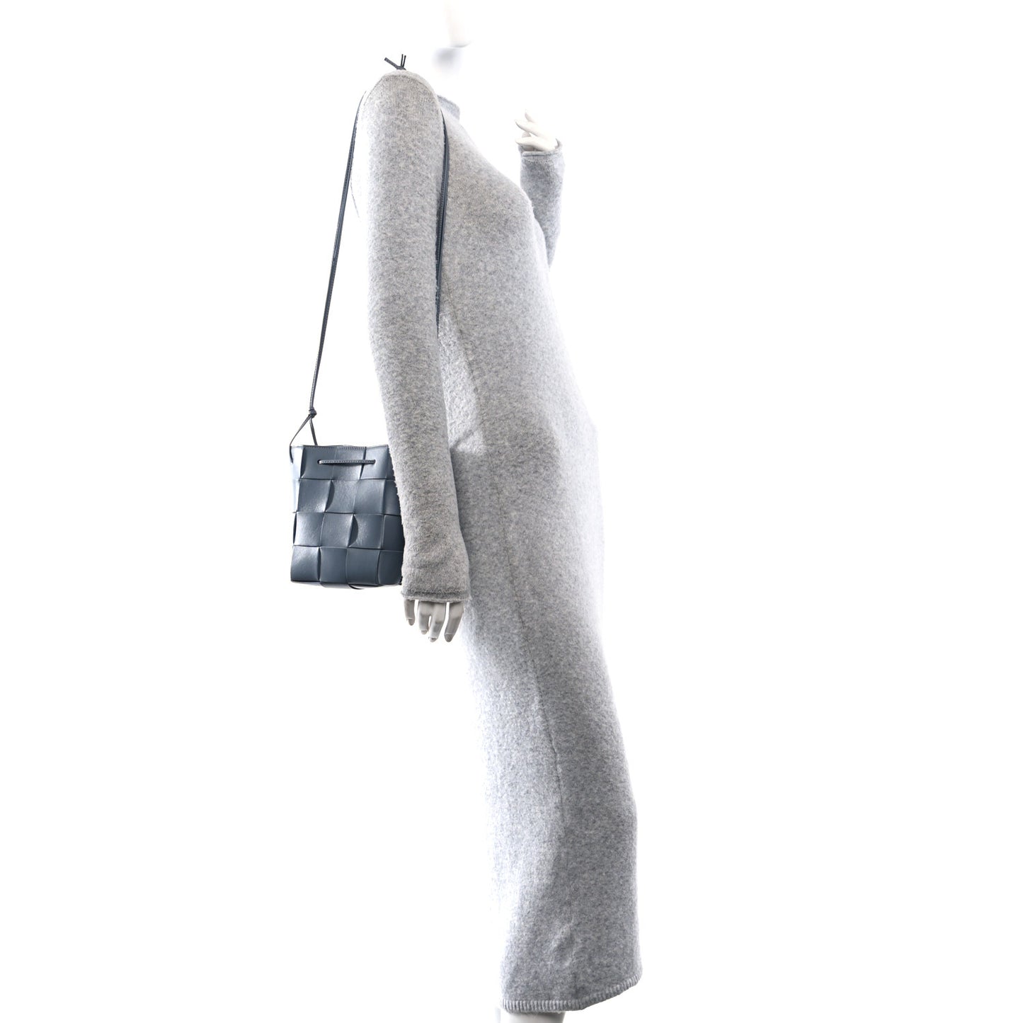 Nappa Maxi Intrecciato Small Cassette Bucket Bag Thunder