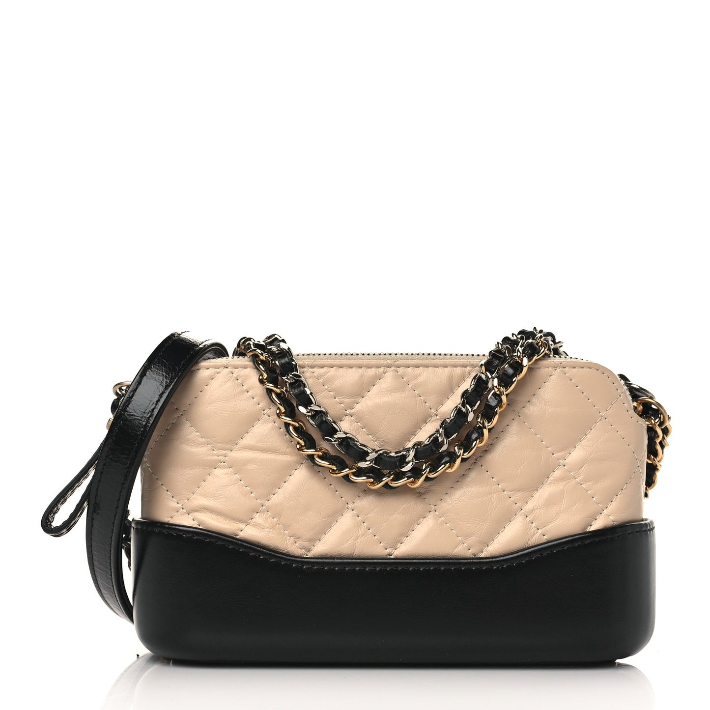 Aged Calfskin Quilted Small Gabrielle Clutch With Chain Beige Black