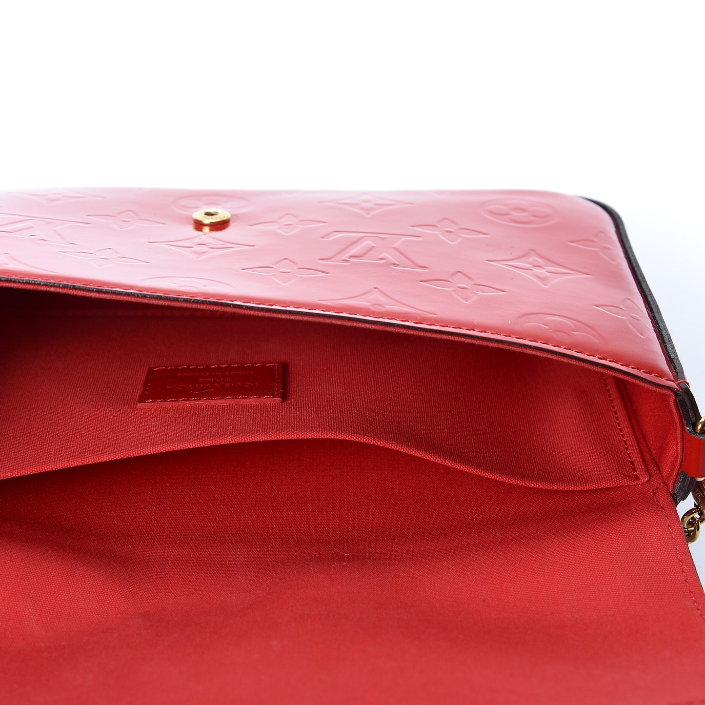 Vernis Felicie Pochette Chain Wallet Cherry