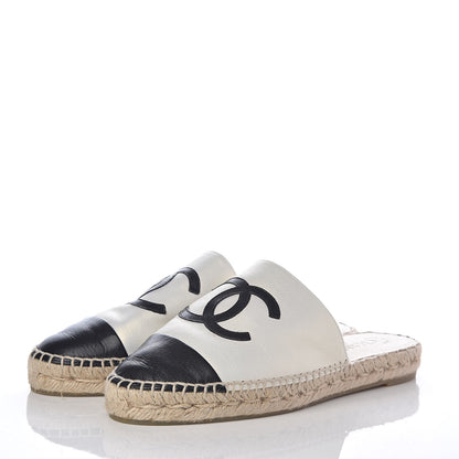 Chanel Iridescent Goatskin CC Espadrille Mules 39 Ivory Black 3 of 6