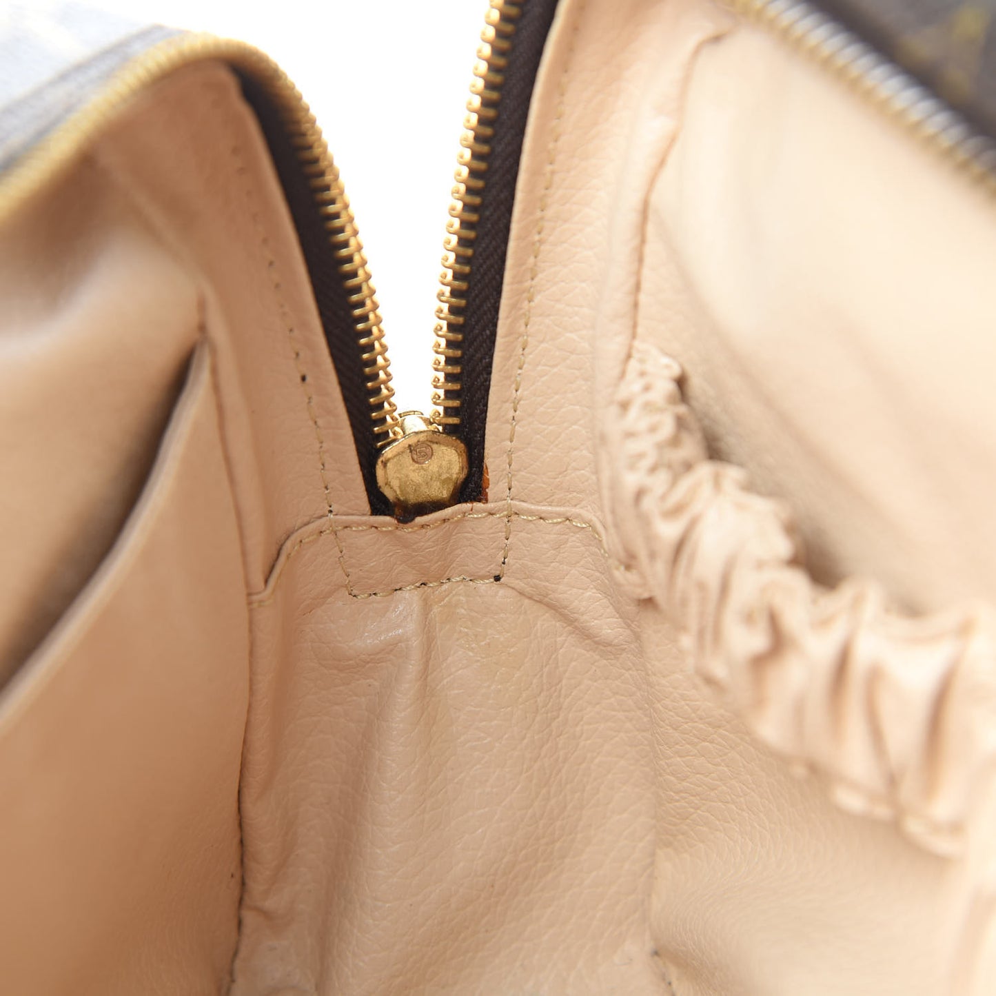 Monogram Trousse Toilette 23