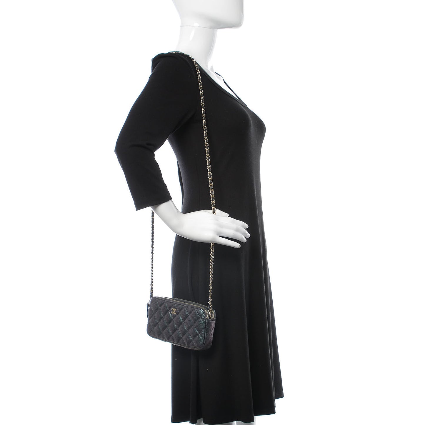 Iridescent Caviar Quilted Clutch With Chain Black