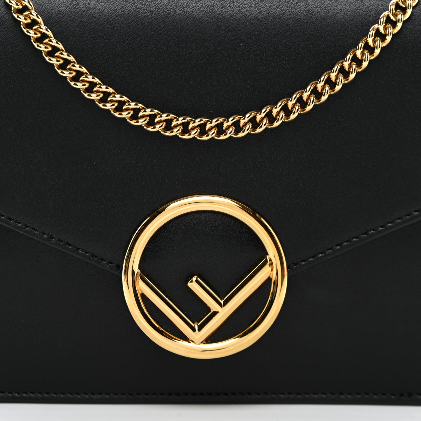 Vitello Cruise F is Fendi Medium Envelope Wallet on Chain Black