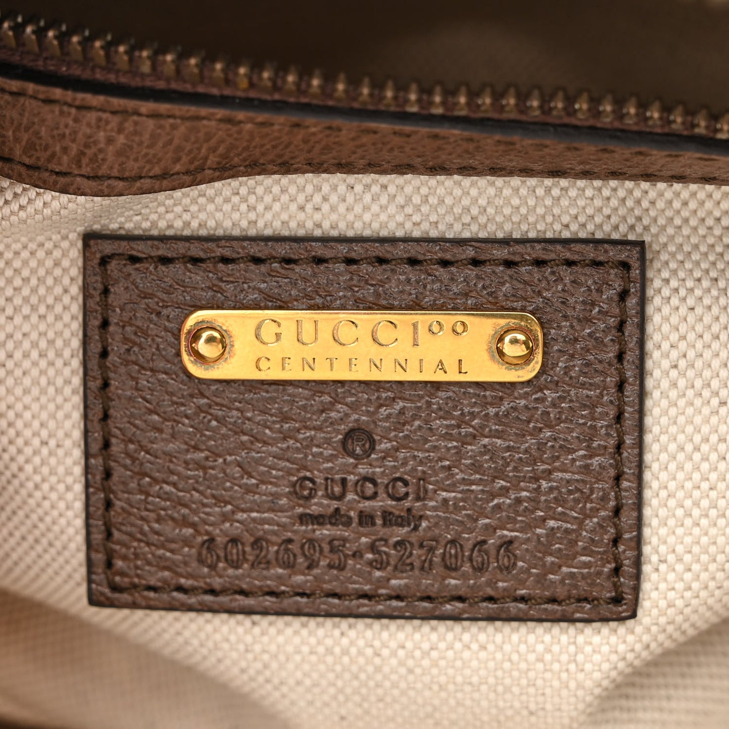 Textured Dollar Calfskin Gucci 100 Aria Belt Bag 80 32 New Acero Multicolor