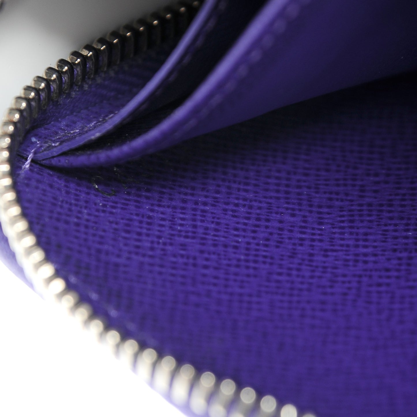 Epi Zippy Wallet Figue