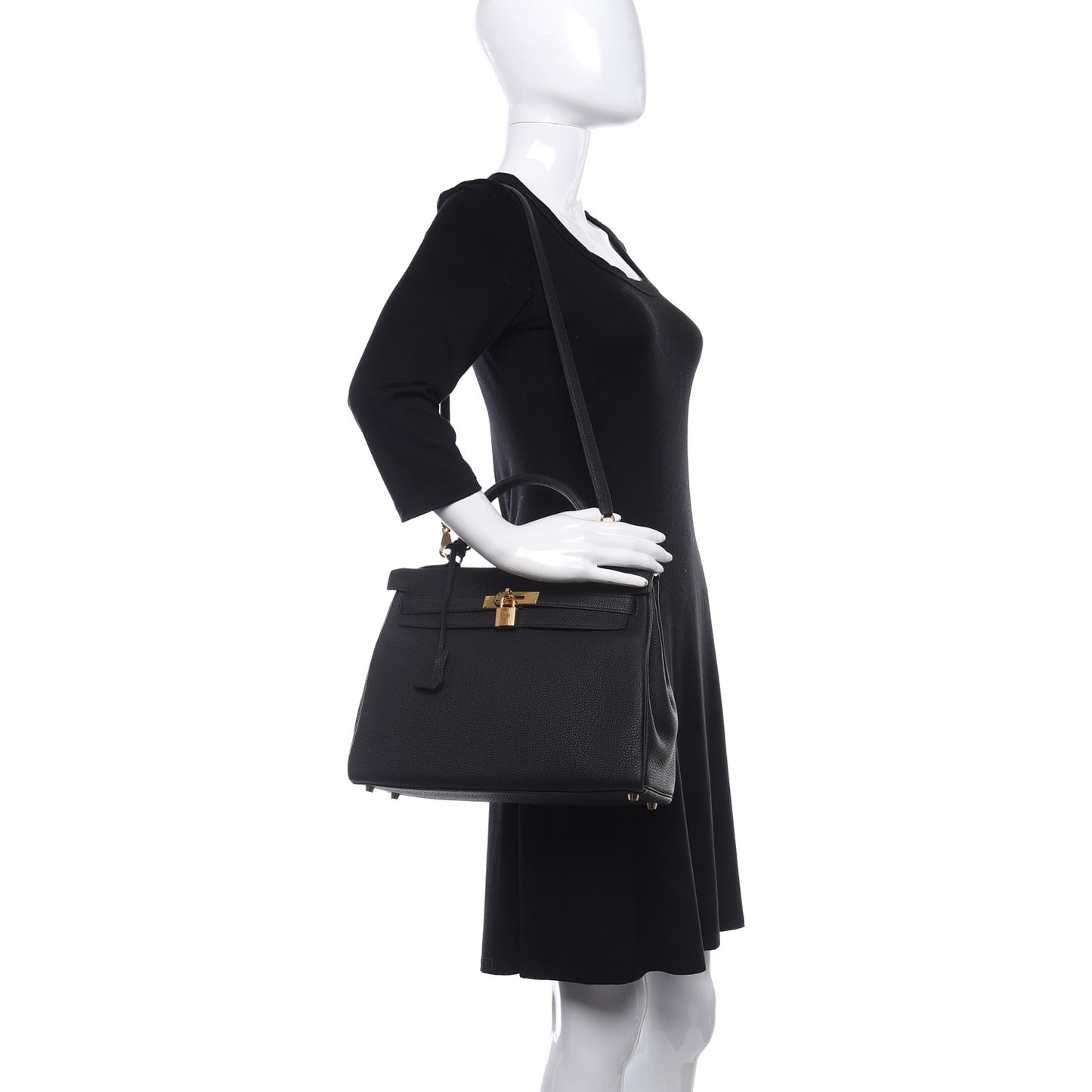 Togo Kelly Retourne 32 Black