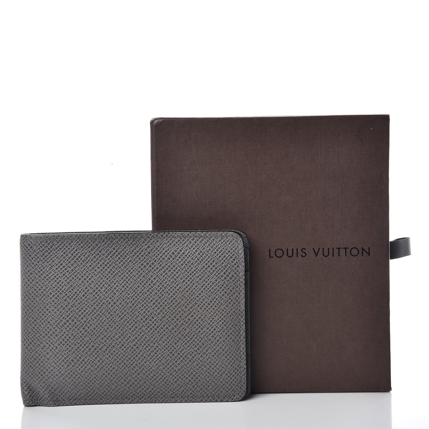 Louis Vuitton Taiga Multiple Wallet Glacier 9 of 9